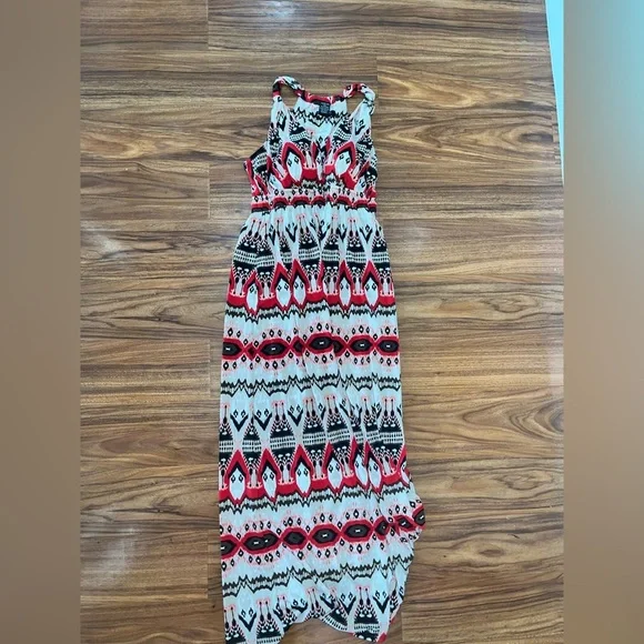 Plunge Neck tribal print red black stretchy Maxi Dress - Picture 2 of 5